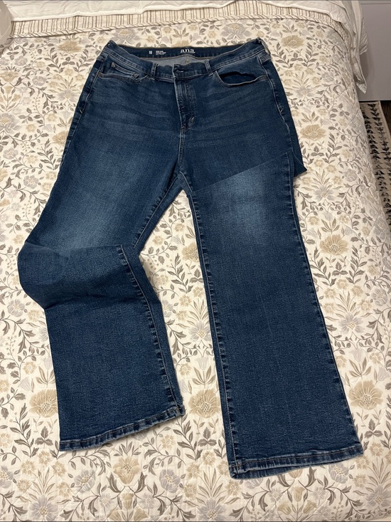 a.n.a Denim - a.n.a High-Rise Vintage Boot Jeans in Dark Blue